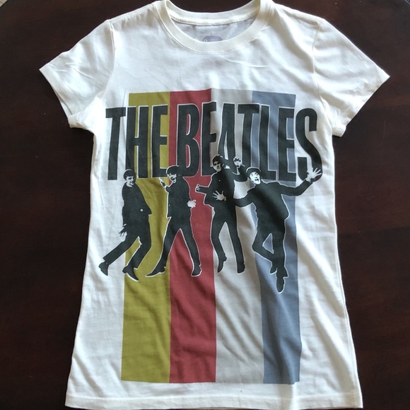 Graphic Tees: Beatles, Freddie Mercury, MADE in 87 - Picture 4 of 6